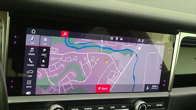 2021 Porsche Macan Macan