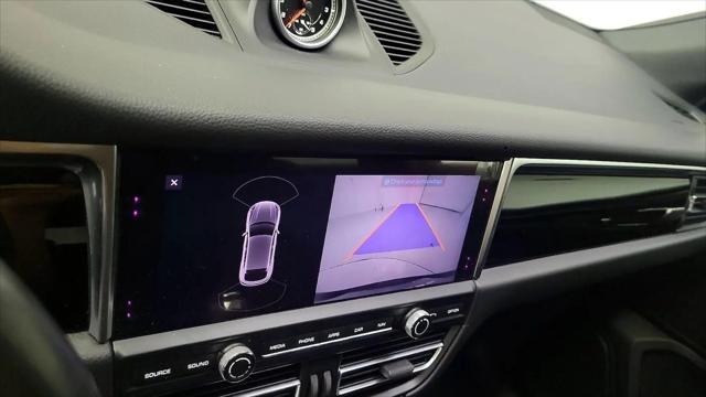 2021 Porsche Macan Macan