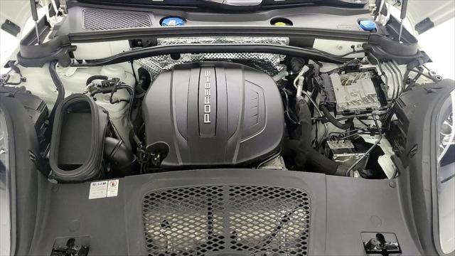 2021 Porsche Macan Macan