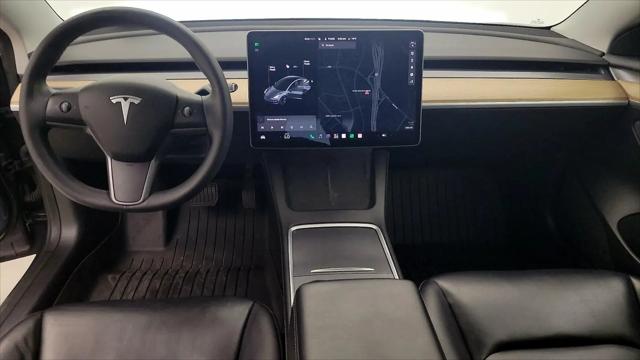 2021 Tesla Model 3 Standard Range Plus Rear-Wheel Drive