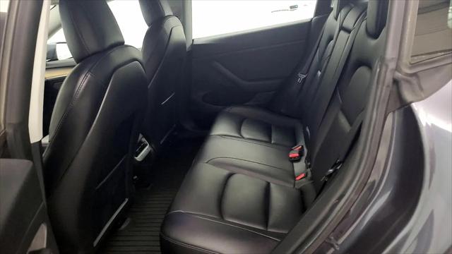 2021 Tesla Model 3 Standard Range Plus Rear-Wheel Drive