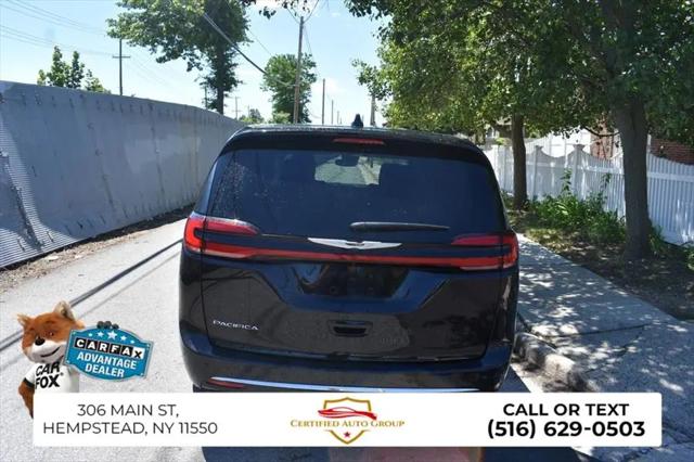 2024 Chrysler Pacifica Touring L