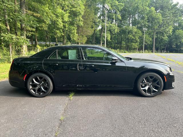 2023 Chrysler 300 Touring L 2023 Chrysler 300 Touring L