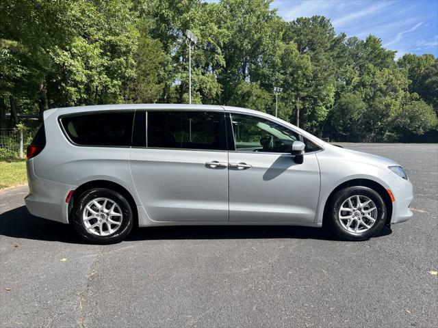 2023 Chrysler Voyager LX 2023 Chrysler Voyager LX