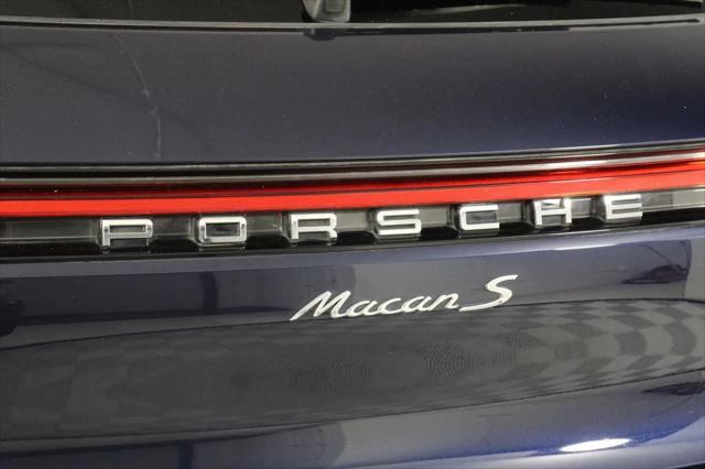 2022 Porsche Macan S