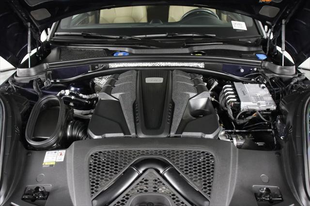 2022 Porsche Macan S