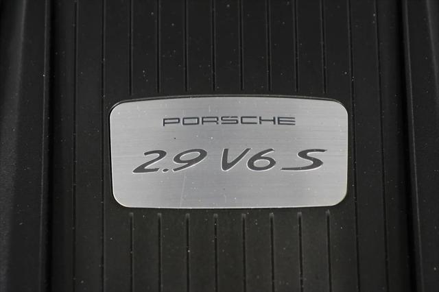 2022 Porsche Macan S