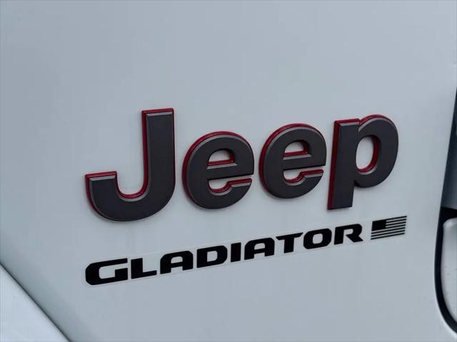 2026 Jeep Gladiator Sport