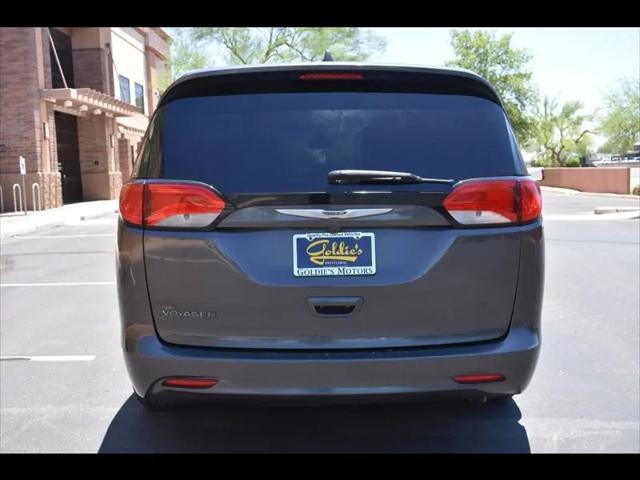 2021 Chrysler Voyager LXI