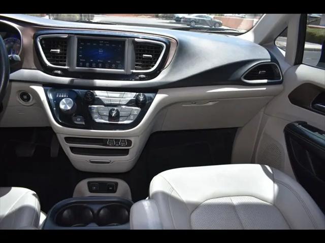 2021 Chrysler Voyager LXI