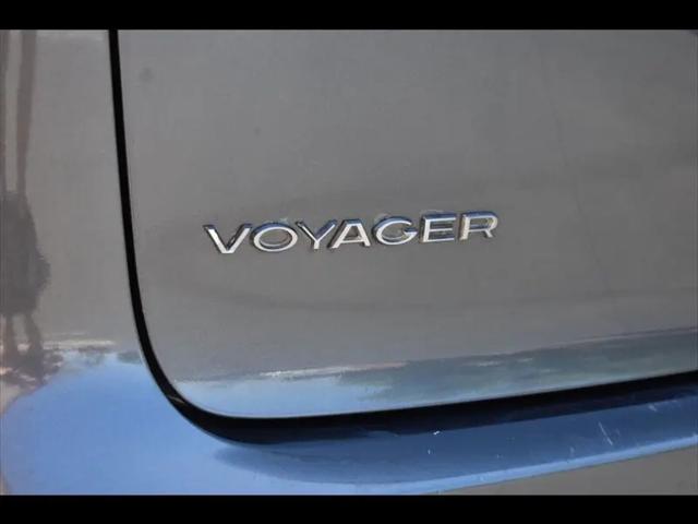 2021 Chrysler Voyager LXI