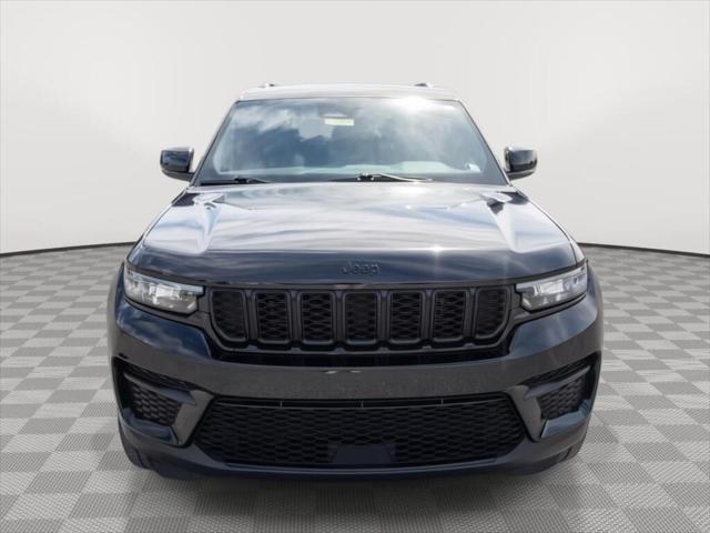 2023 Jeep Grand Cherokee Altitude 4x4