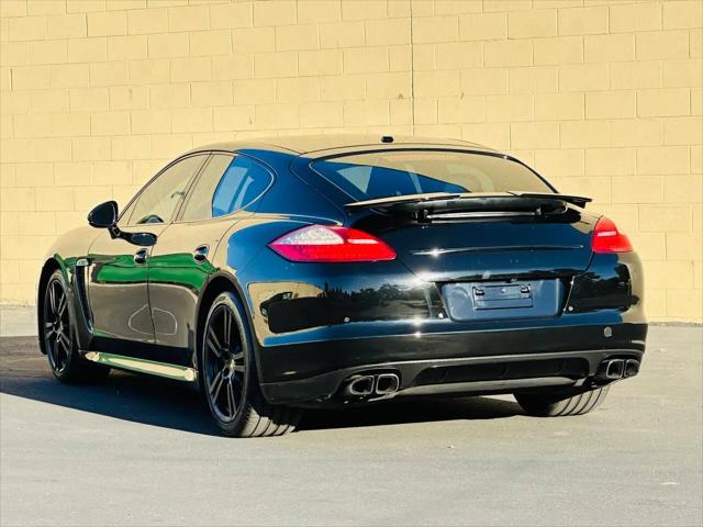 2012 Porsche Panamera Turbo