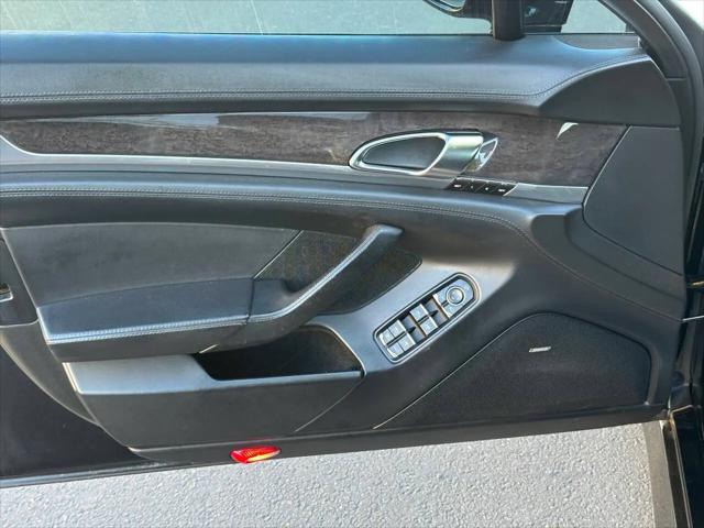 2012 Porsche Panamera Turbo