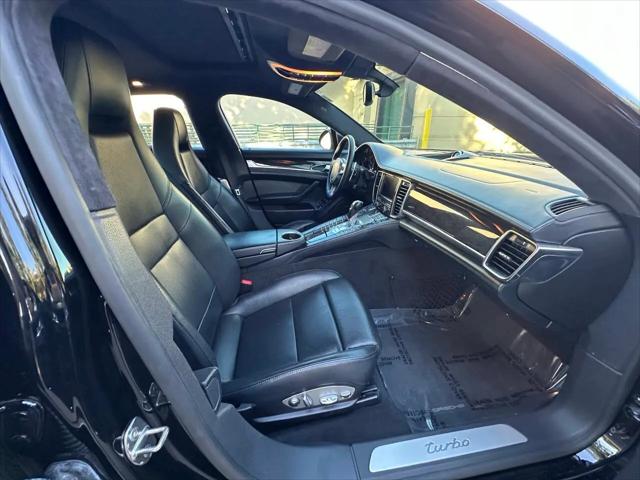 2012 Porsche Panamera Turbo