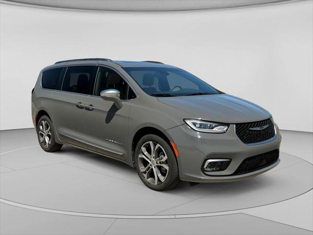 2022 Chrysler Pacifica Pinnacle AWD 2022 Chrysler Pacifica Pinnacle AWD
