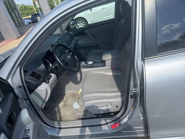 2010 Toyota Highlander Base V6 for sale in Akron, OH