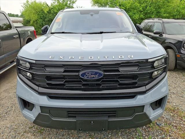 2025 Ford Expedition Active 2025 Ford Expedition Active