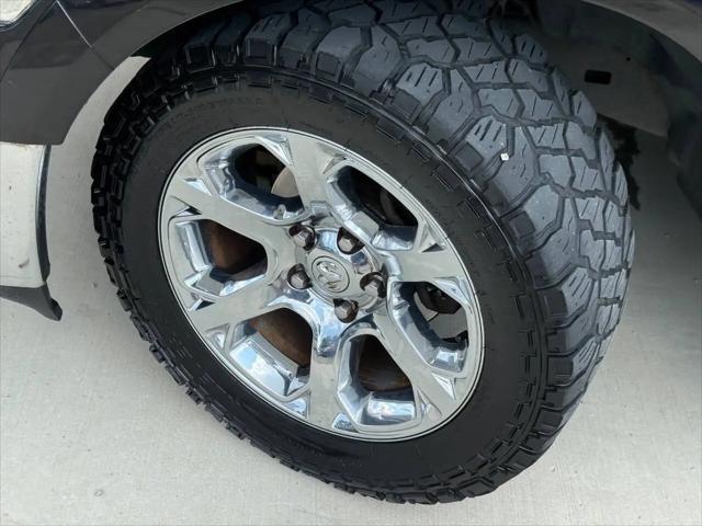 2017 Ram 1500 Laramie Quad Cab 4x4 64 Box