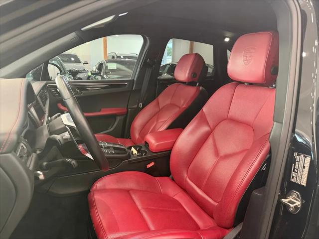2020 Porsche Macan S