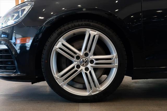 2013 Volkswagen Golf R 4-Door