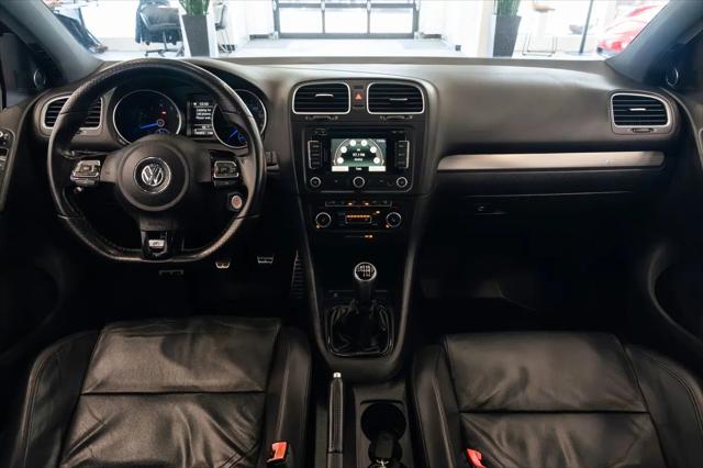 2013 Volkswagen Golf R 4-Door