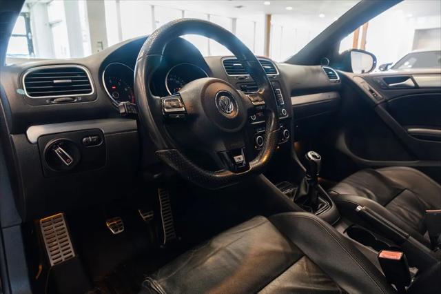 2013 Volkswagen Golf R 4-Door
