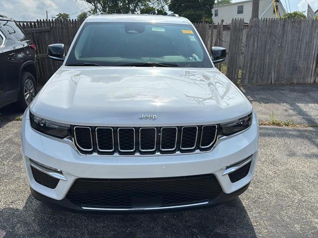 2023 Jeep Grand Cherokee Limited 4x4 2023 Jeep Grand Cherokee Limited 4x4