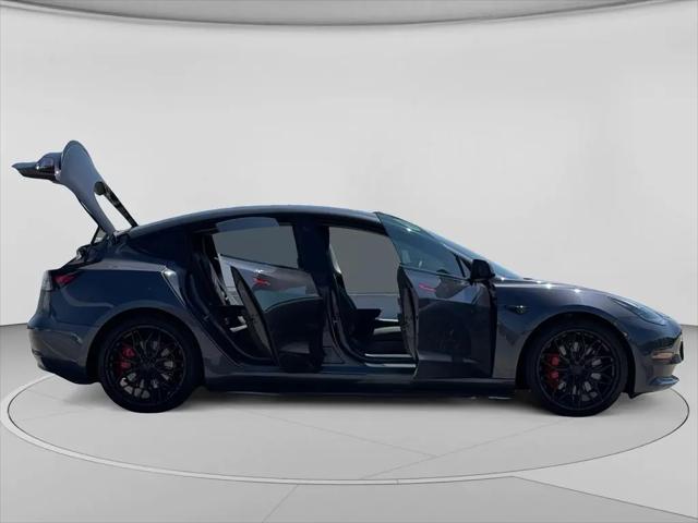 2022 Tesla Model 3 Performance Dual Motor All-Wheel Drive