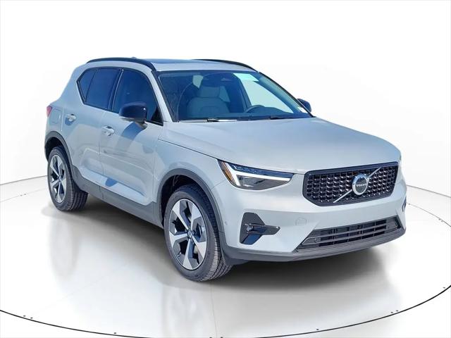 2026 Volvo XC40 Plus, B5 AWD Gas (mild hybrid), Dark for sale in Delray Beach, FL