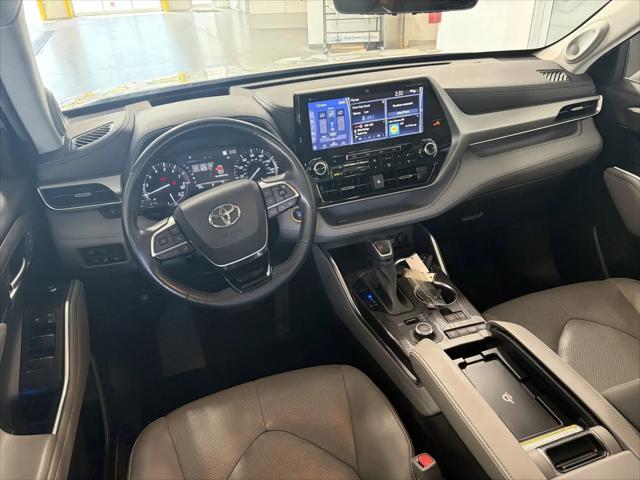 2021 Toyota Highlander Platinum