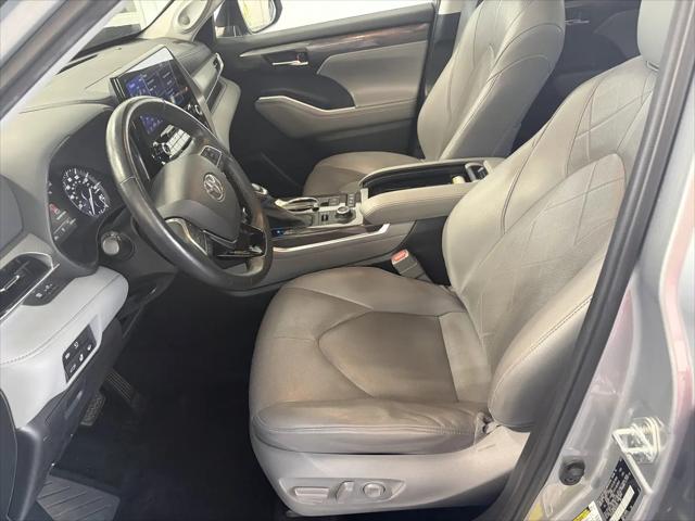 2021 Toyota Highlander Platinum