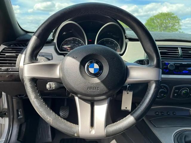 2003 BMW Z4 2.5i