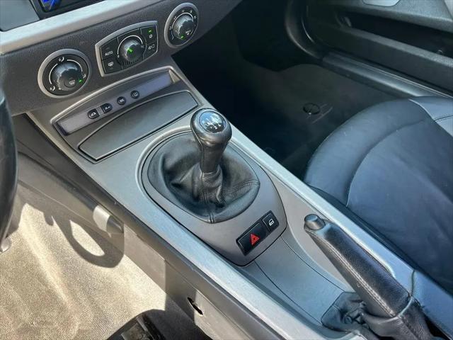 2003 BMW Z4 2.5i