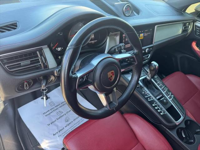 2020 Porsche Macan S