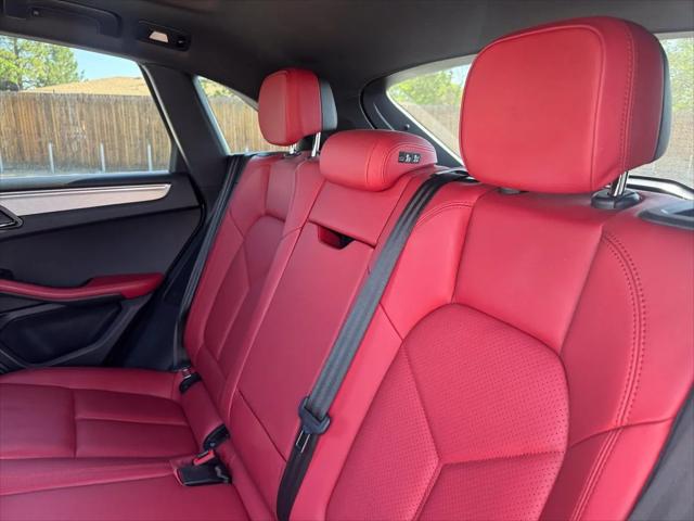 2020 Porsche Macan S