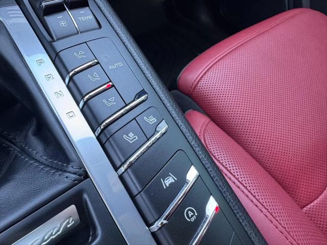 2020 Porsche Macan S