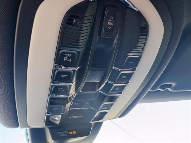 2020 Porsche Macan S