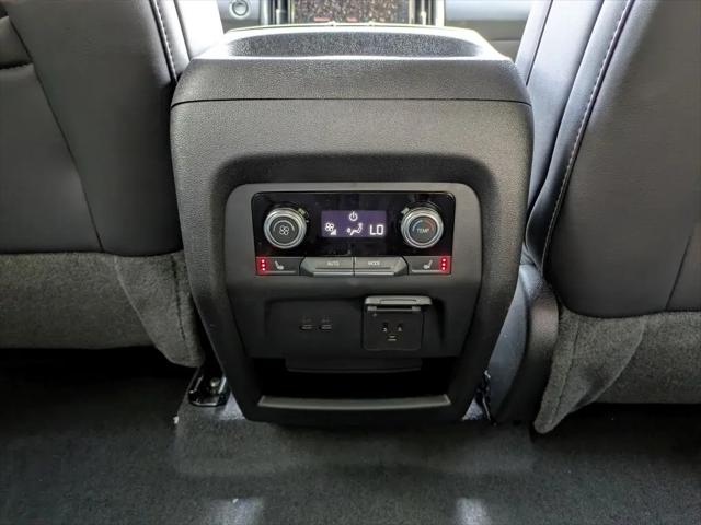 2026 GMC Acadia Elevation AWD