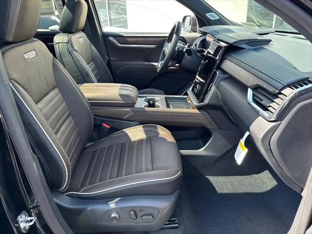 2026 GMC Acadia Denali Ultimate AWD
