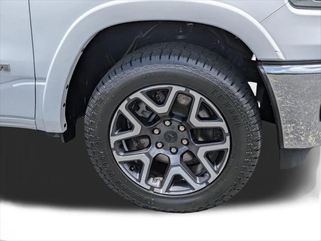 2025 Ram 1500 Laramie Crew Cab 4x4 5'7" Box