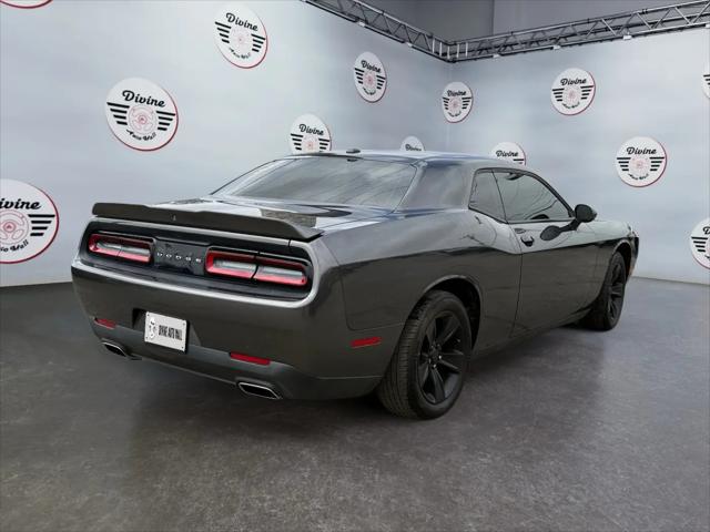 2021 Dodge Challenger SXT