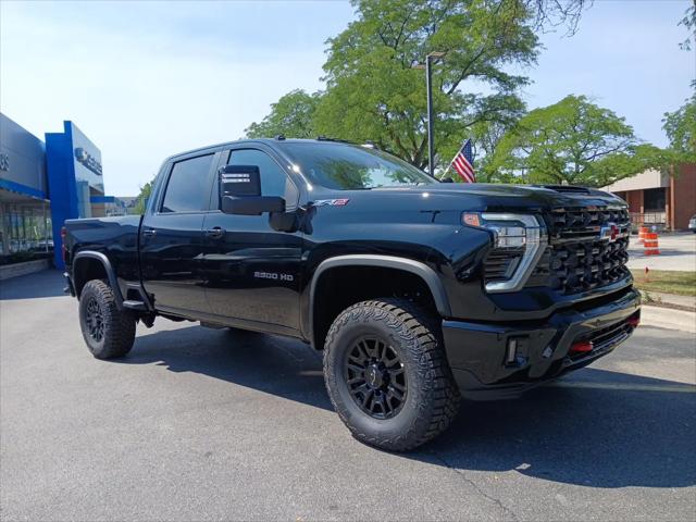 2026 Chevrolet Silverado 2500HD Crew Cab, Standard Bed, XR2, 4WD for sale in Glenview, IL