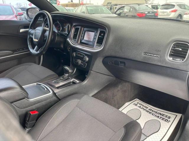 2016 Dodge Charger SE