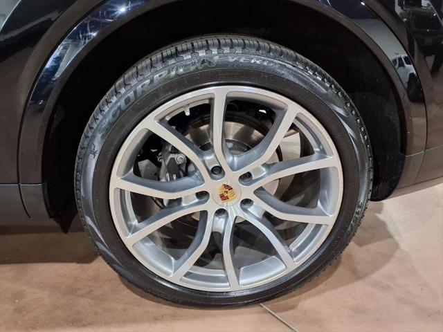 2021 Porsche Cayenne Base