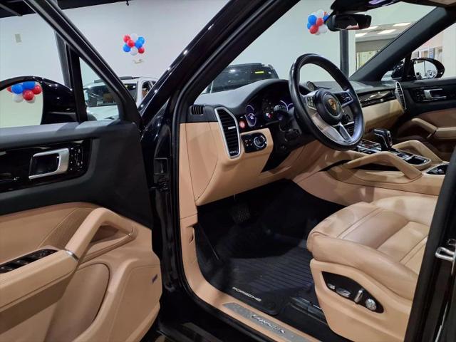 2021 Porsche Cayenne Base