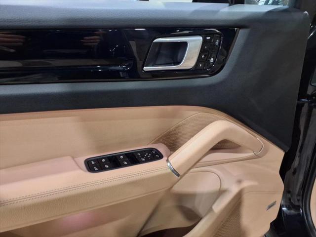 2021 Porsche Cayenne Base