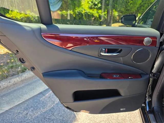 2010 Lexus LS 460 460