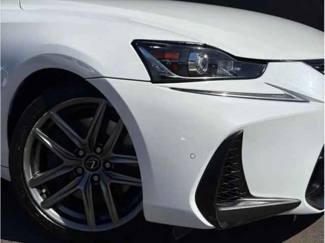 2018 Lexus IS 300 300