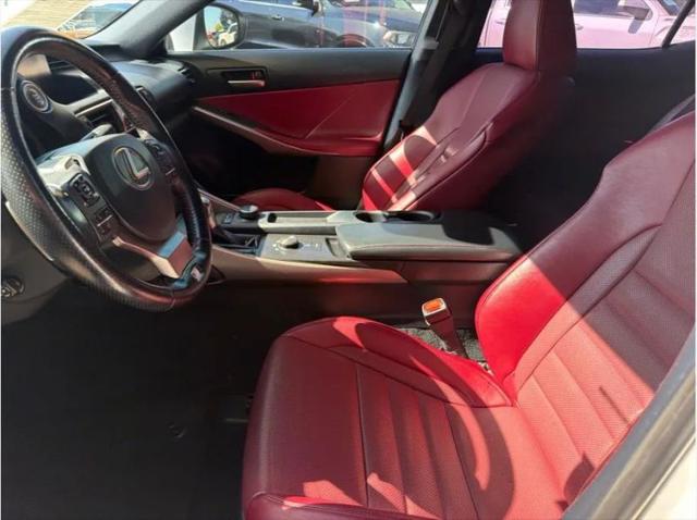 2018 Lexus IS 300 300